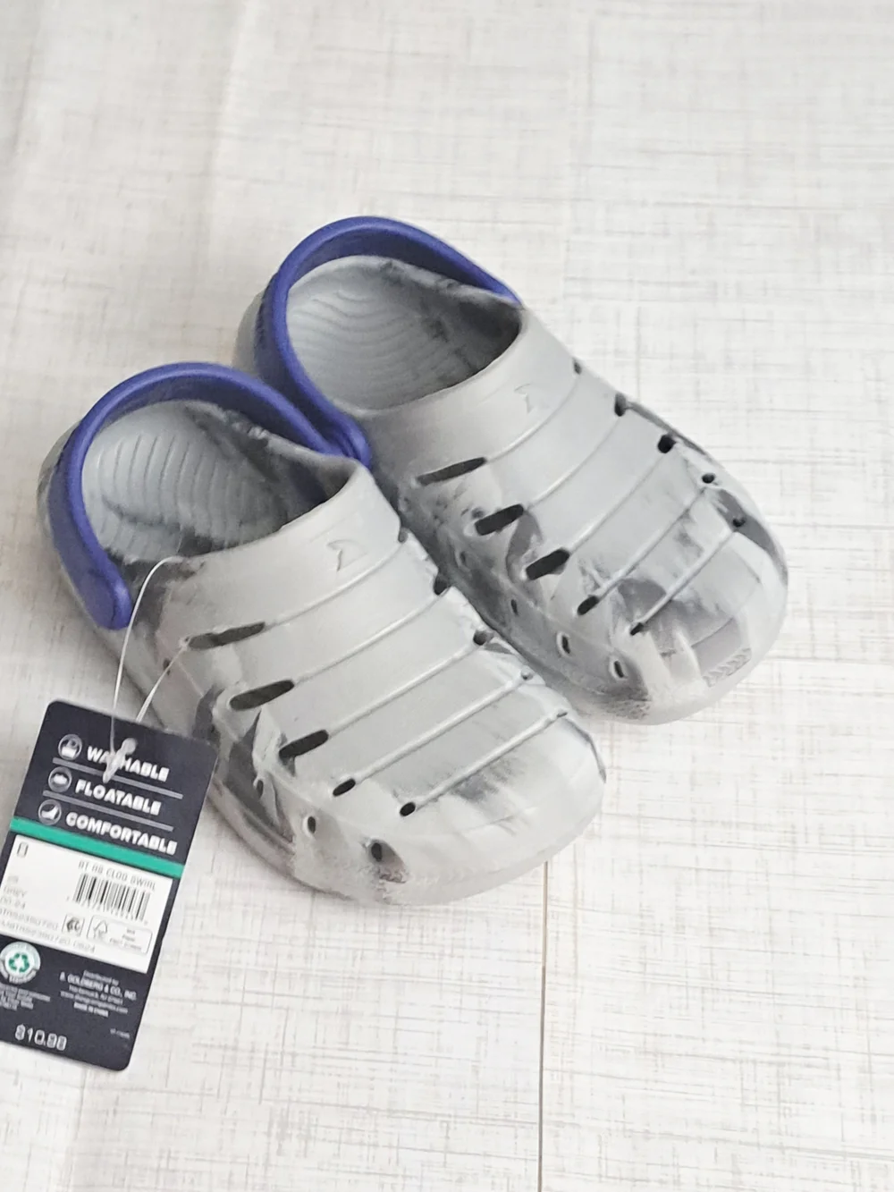 Rugged Shark Kids Water Clog in Gray with Blue Trim-Comfortable Floatable Shoe